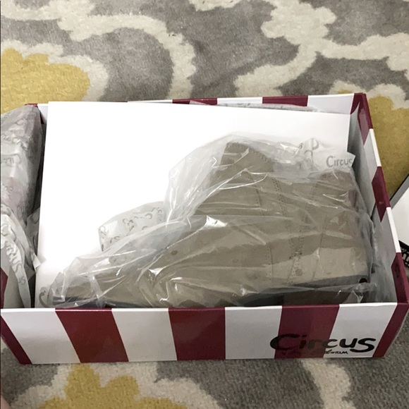 NWT! Circus by Sam Edelman Ankle Booties size 6.5 - Picture 5 of 11